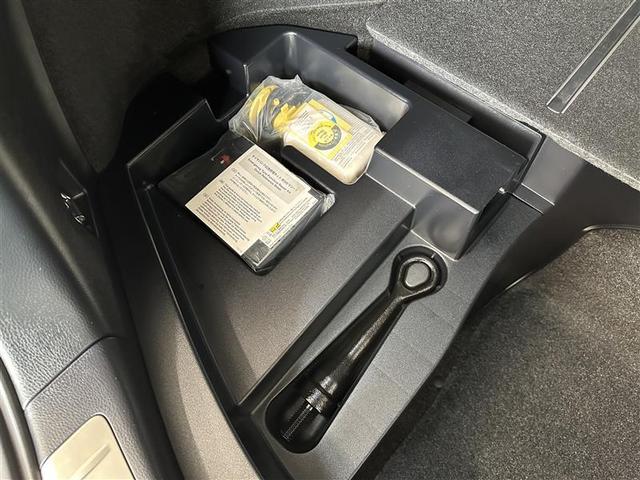 ハリアーハイブリッド プレミアム エアコン スマートキ ナビTV エアロ 1オーナー車 運転席パワーシート LED オートクルーズ AW サイドエアバック Wエアバック キーレス 記録簿有 DVD再生 エアバッグ パワーウィンドウ(29枚目)