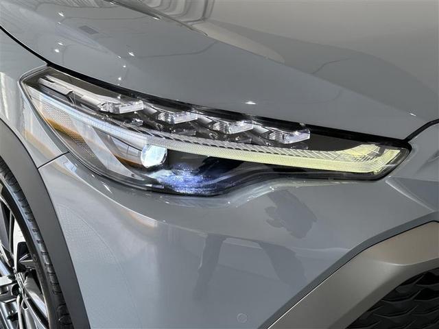 カローラクロス ハイブリッド　Ｚ　電動シ－ト　ドライブレコーダ　ワンオ－ナ－車　地デジＴＶ　プリクラッシュセーフティシステム　キーレスエントリー　横滑防止装置　整備記録簿　ＡＡＣ　盗難防止システム　メディアプレイヤー接続　ナビ＆ＴＶ（4枚目）