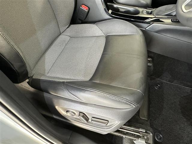 カローラクロス ハイブリッド　Ｚ　電動シ－ト　ドライブレコーダ　ワンオ－ナ－車　地デジＴＶ　プリクラッシュセーフティシステム　キーレスエントリー　横滑防止装置　整備記録簿　ＡＡＣ　盗難防止システム　メディアプレイヤー接続　ナビ＆ＴＶ（9枚目）