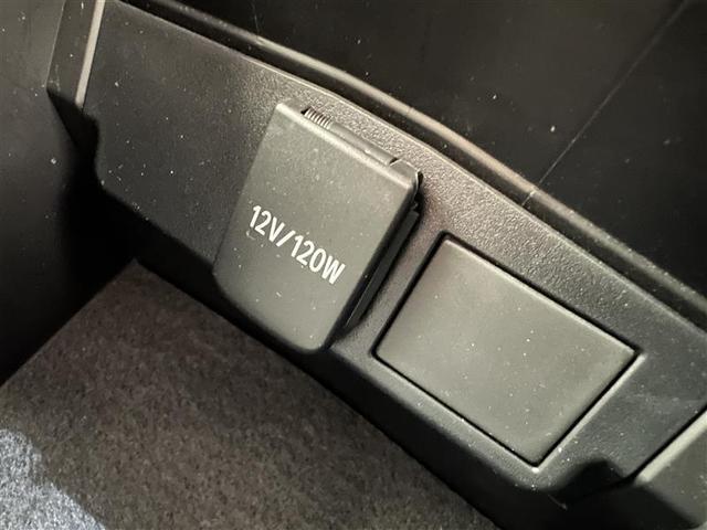 カローラクロス ハイブリッド　Ｚ　電動シ－ト　ドライブレコーダ　ワンオ－ナ－車　地デジＴＶ　プリクラッシュセーフティシステム　キーレスエントリー　横滑防止装置　整備記録簿　ＡＡＣ　盗難防止システム　メディアプレイヤー接続　ナビ＆ＴＶ（22枚目）