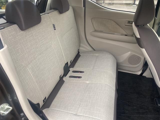 デイズ Ｘ　アラウンドＭ　フルセグテレビ　コーナーソナー　オートマチックハイビーム　踏み間違え防止　ＳＤナビゲーション　横滑防止装置　Ａライト　スマートキー　イモビライザー　バックカメラ　レーンキープ　キーレス（16枚目）