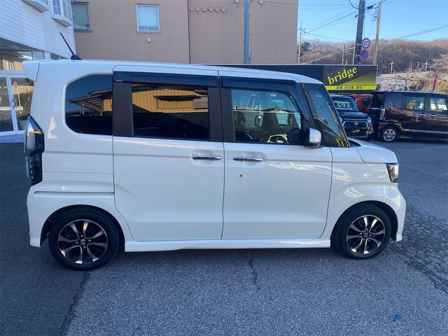 Ｎ－ＢＯＸカスタム Ｇ・ＥＸホンダセンシング　衝突被害軽減装置　エアコン　ＳＤナビゲーション　Ｂｌｕｅｔｏｏｔｈ対応　盗難防止システム　ＰＷ　ドライブレコーダー　キーフリーシステム　ナビＴＶ　クリアランスソナー　サイドエアバッグ　レーンアシスト（4枚目）