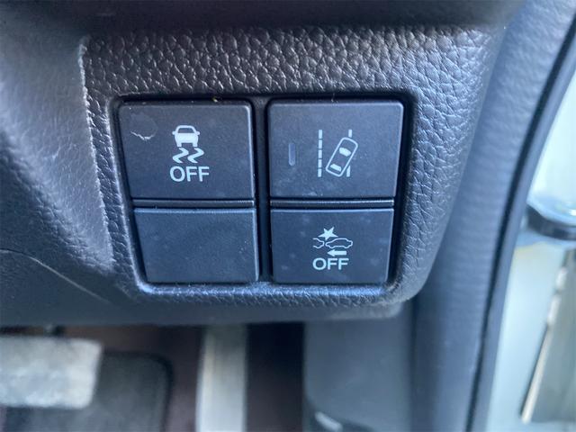 Ｎ－ＢＯＸカスタム Ｇ・ＥＸホンダセンシング　衝突被害軽減装置　エアコン　ＳＤナビゲーション　Ｂｌｕｅｔｏｏｔｈ対応　盗難防止システム　ＰＷ　ドライブレコーダー　キーフリーシステム　ナビＴＶ　クリアランスソナー　サイドエアバッグ　レーンアシスト（19枚目）