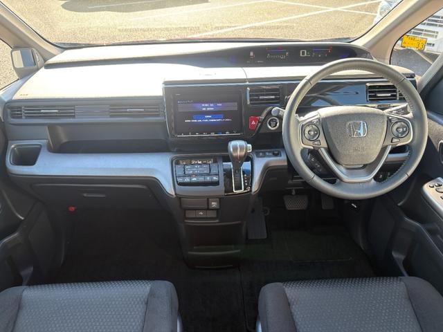 ステップワゴンスパーダ スパーダホンダセンシング 1オーナー・センシング純正ナビBカメラETC(3枚目)