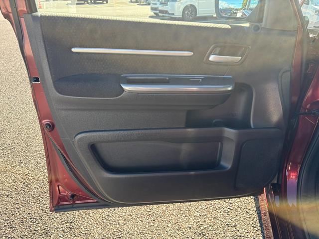 ステップワゴンスパーダ スパーダホンダセンシング 1オーナー・センシング純正ナビBカメラETC(64枚目)