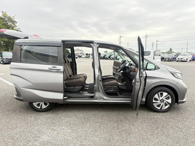 フリード＋ハイブリッド ハイブリッドＧ　ホンダセンシング純正ナビＢカメラ（48枚目）