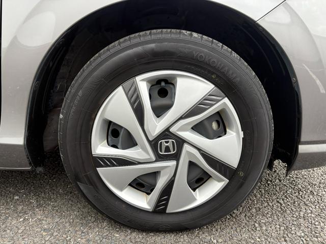 フリード＋ハイブリッド ハイブリッドＧ　ホンダセンシング純正ナビＢカメラ（56枚目）