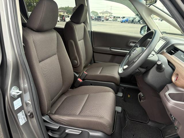 フリード＋ハイブリッド ハイブリッドＧ　ホンダセンシング純正ナビＢカメラ（74枚目）