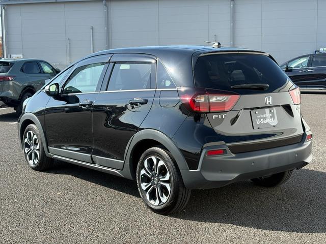 フィット ｅ：ＨＥＶクロスター　１オーナー・センシング純正ナビＢカメラＥＴＣ（8枚目）