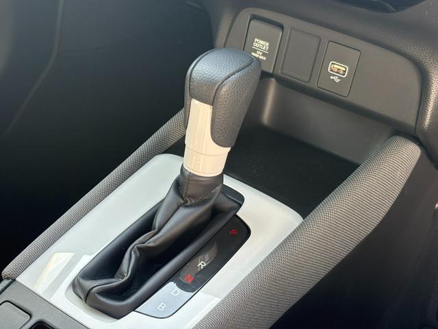 フィット ｅ：ＨＥＶクロスター　１オーナー・センシング純正ナビＢカメラＥＴＣ（35枚目）