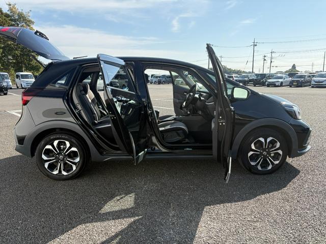 フィット ｅ：ＨＥＶクロスター　１オーナー・センシング純正ナビＢカメラＥＴＣ（46枚目）