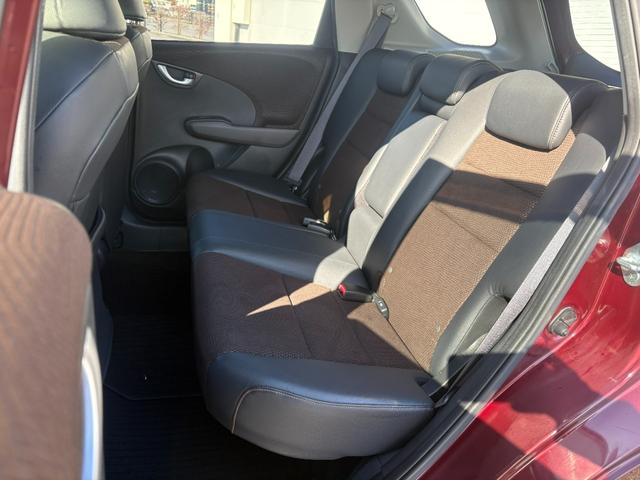 フィットシャトルハイブリッド ハイブリッド・スマートセレクションファインライン 純正ナビBカメラETC(16枚目)