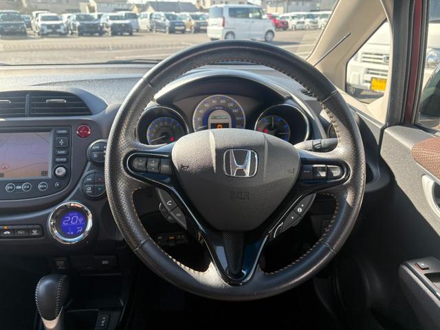 フィットシャトルハイブリッド ハイブリッド・スマートセレクションファインライン 純正ナビBカメラETC(18枚目)