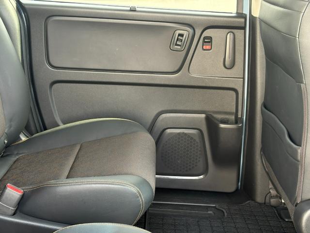 フリード クロスター・ホンダセンシング　１オーナー・センシング純正ナビＢカメラ（72枚目）