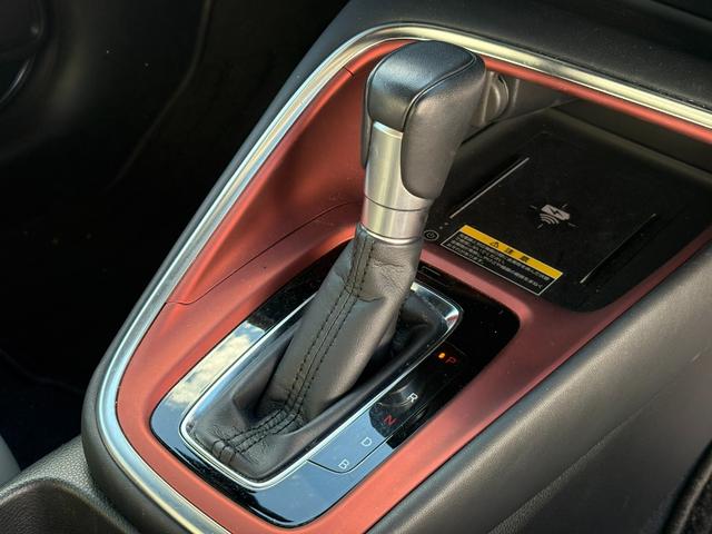 ヴェゼル ｅ：ＨＥＶＰＬａＹ　１オーナー・センシング純正ナビＢカメラＥＴＣ（31枚目）