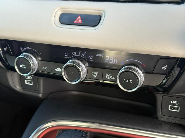 ヴェゼル ｅ：ＨＥＶＰＬａＹ　１オーナー・センシング純正ナビＢカメラＥＴＣ（32枚目）