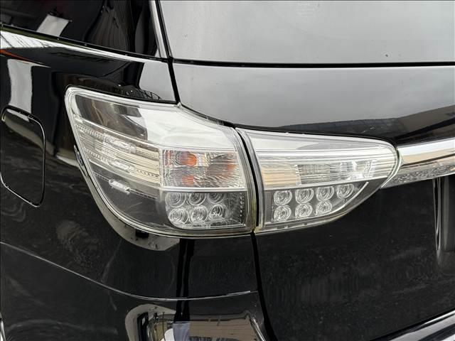 ウィッシュ 1.8A フルセグナビ モデリスタエアロ スマートキー Pスタート ETC BT DVD再生 カーテン/サイドSRS シートリフター チルトステアマット バイザー Pガラス UVカット ISOFIX 横滑り防止(36枚目)