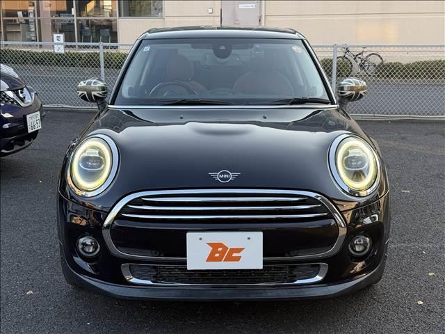 ＭＩＮＩ クーパーＤ　ナビ　Ｂモニ　インテリジェントセーフティ　パーキングベンチレーション　ＥＴＣ　革シート　サンルーフ　ハーマンカードン　クルコン　Ｃセンサ　シートヒーター　ドラレコ　Ａライト　ＬＥＤヘッドライト（21枚目）