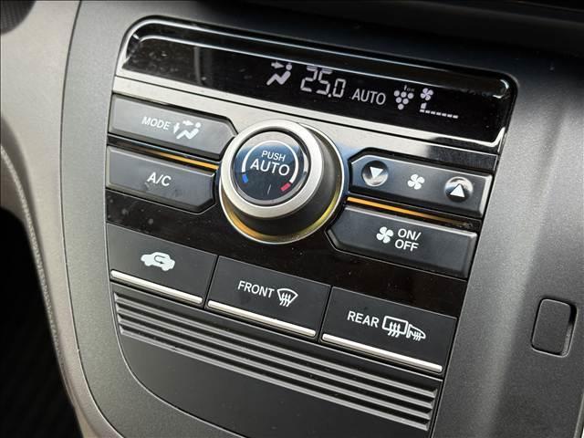 フリード G・ホンダセンシング 9インチフルセグナビ 両電スラ ホンダセンシング Bモニター スマートキー Pスタート ETC BT DVD再生 クルコン ステリモ LEDヘッドライト Aライト Iストップ マット バイザー(14枚目)