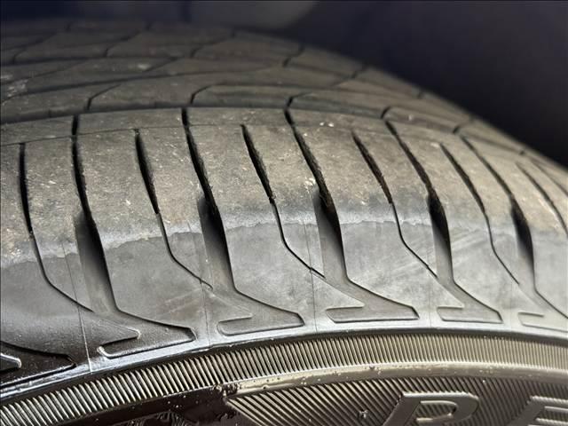 エスティマ アエラス プレミアムエディション 中後期 両電スラ フルセグナビ フリップダウンモニター Bモニ スマートキー Pスタ Cセンサー ETC ドラレコ クルコン ステリモ ハーフレザー Pシート キセノン フォグ Aライト マット(43枚目)