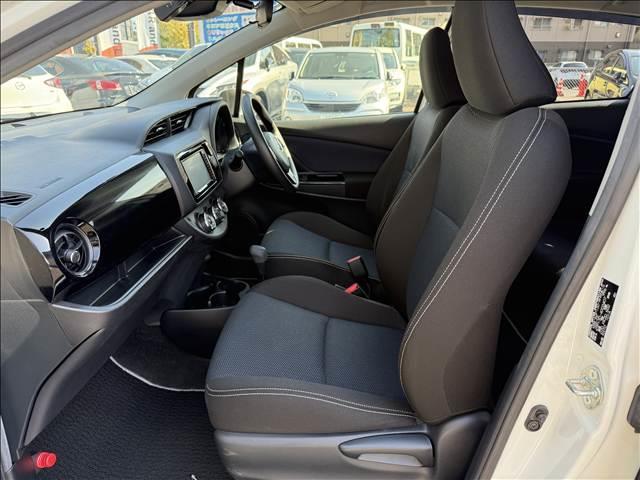 ヴィッツ Ｆ　セーフティーエディションＩＩ　地デジナビ　セーフティセンス　スマートキー　Ｐスタート　ＥＴＣ　ドラレコ　ＢＴ　Ａハイビーム　車線逸脱警報　マット　バイザー　Ｐガラス　ＵＶカット　ＩＳＯＦＩＸ　電格ミラー　横滑り防止　シートリフター（25枚目）