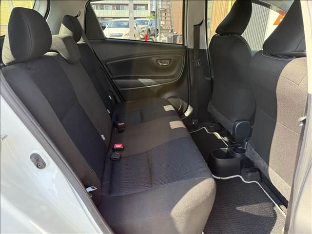 ヴィッツ Ｆ　セーフティーエディションＩＩ　地デジナビ　セーフティセンス　スマートキー　Ｐスタート　ＥＴＣ　ドラレコ　ＢＴ　Ａハイビーム　車線逸脱警報　マット　バイザー　Ｐガラス　ＵＶカット　ＩＳＯＦＩＸ　電格ミラー　横滑り防止　シートリフター（26枚目）