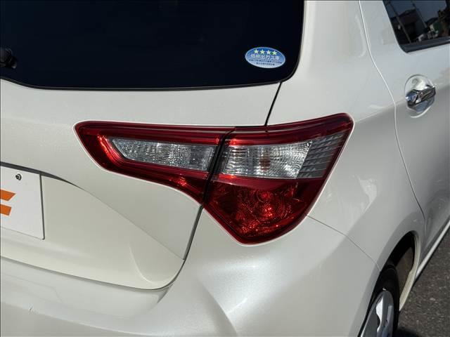 ヴィッツ Ｆ　セーフティーエディションＩＩ　地デジナビ　セーフティセンス　スマートキー　Ｐスタート　ＥＴＣ　ドラレコ　ＢＴ　Ａハイビーム　車線逸脱警報　マット　バイザー　Ｐガラス　ＵＶカット　ＩＳＯＦＩＸ　電格ミラー　横滑り防止　シートリフター（37枚目）