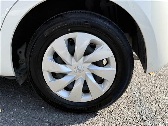 ヴィッツ Ｆ　セーフティーエディションＩＩ　地デジナビ　セーフティセンス　スマートキー　Ｐスタート　ＥＴＣ　ドラレコ　ＢＴ　Ａハイビーム　車線逸脱警報　マット　バイザー　Ｐガラス　ＵＶカット　ＩＳＯＦＩＸ　電格ミラー　横滑り防止　シートリフター（44枚目）