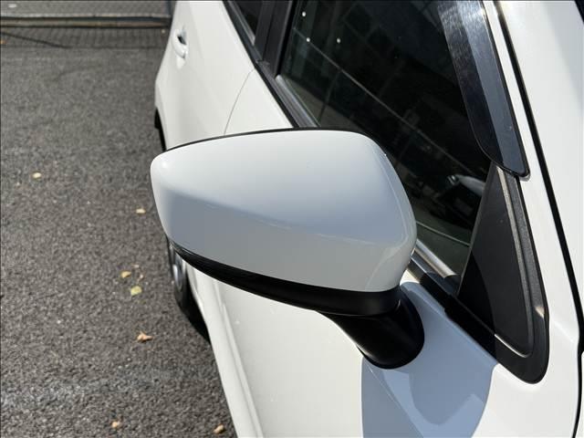 デミオ 15S ナビ Bモニター スマートシティブレーキ スマートキー Pスタート ETC BT Aライト Aハイビーム Cセンサー カーテン/サイドSRS ステリモ i-stop 横滑り防止 車線逸脱警報 マット(31枚目)