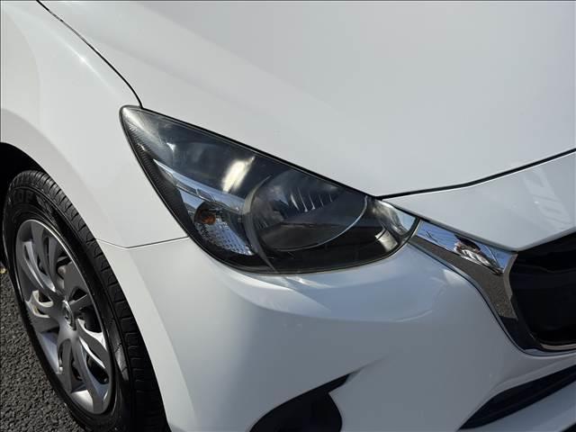 デミオ 15S ナビ Bモニター スマートシティブレーキ スマートキー Pスタート ETC BT Aライト Aハイビーム Cセンサー カーテン/サイドSRS ステリモ i-stop 横滑り防止 車線逸脱警報 マット(32枚目)