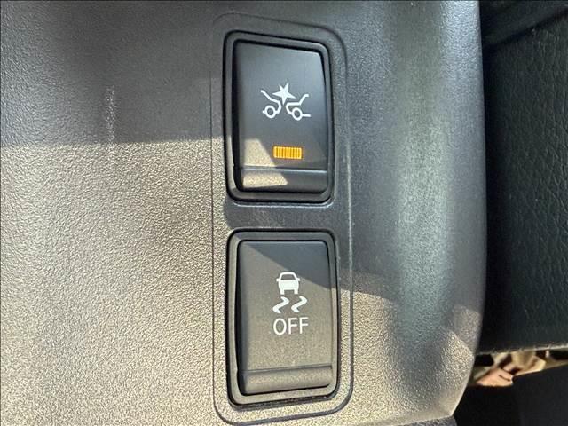 セレナ G 両電スラ フルセグナビ エマブレ アラビュー クルコン Cセンサー インテリキー Pスタ ステリモ BT LED フォグ Aライト ETC Pアシスト シートバックテーブル ロールサンシェード(16枚目)