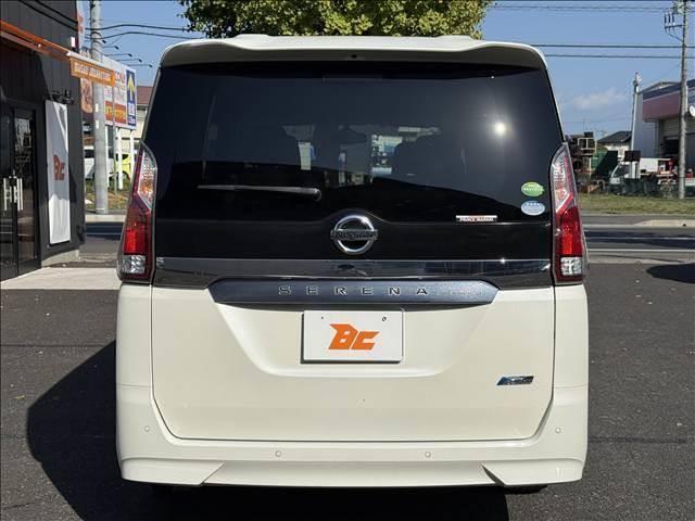 セレナ G 両電スラ フルセグナビ エマブレ アラビュー クルコン Cセンサー インテリキー Pスタ ステリモ BT LED フォグ Aライト ETC Pアシスト シートバックテーブル ロールサンシェード(23枚目)