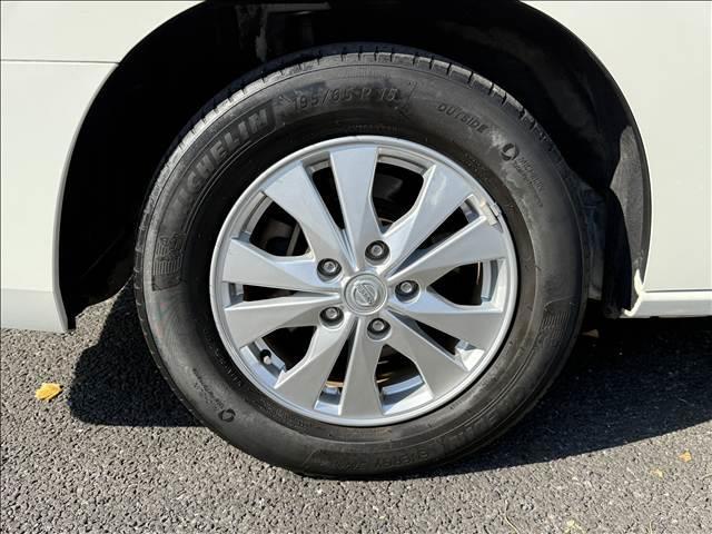 セレナ G 両電スラ フルセグナビ エマブレ アラビュー クルコン Cセンサー インテリキー Pスタ ステリモ BT LED フォグ Aライト ETC Pアシスト シートバックテーブル ロールサンシェード(38枚目)