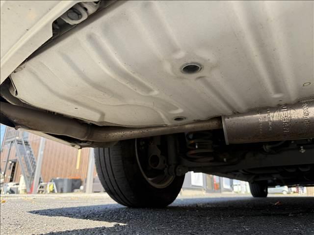 セレナ G 両電スラ フルセグナビ エマブレ アラビュー クルコン Cセンサー インテリキー Pスタ ステリモ BT LED フォグ Aライト ETC Pアシスト シートバックテーブル ロールサンシェード(47枚目)