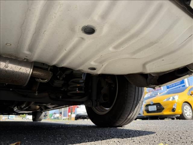 セレナ G 両電スラ フルセグナビ エマブレ アラビュー クルコン Cセンサー インテリキー Pスタ ステリモ BT LED フォグ Aライト ETC Pアシスト シートバックテーブル ロールサンシェード(48枚目)