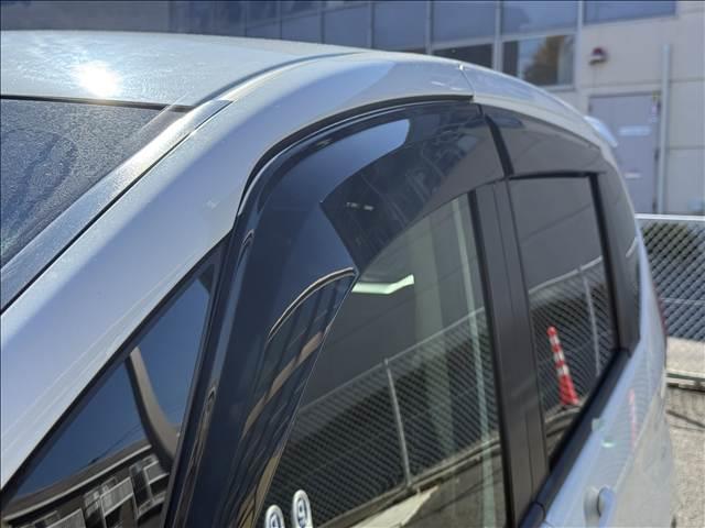 フリード＋ハイブリッド ハイブリッドＥＸ　フルセグナビ　ホンダセンシング　Ｂカメ　ＥＴＣ　クルコン　Ｐスタ　スマートキー　ＥＳＣ　シートヒーター　ハーフレザーシート　シートリフター　ＬＥＤヘッドライト　フォグ　Ａライト　電格ミラー　Ｐガラス（35枚目）