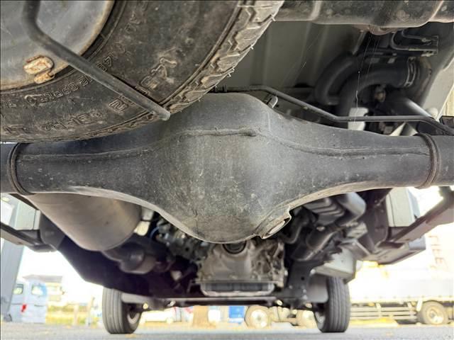 ハイゼットトラック スタンダード　三方開　ラジオ　ＬＥＤヘッドライト　リアウィンドウサンシェード　荷台ゴムマット　フロントバイザー　ヘッドライトレベライザー　ＡＣソケット　ゴムマット　バイザー　サンバイザー　ＳＲＳエアバッグ　パワステ（46枚目）