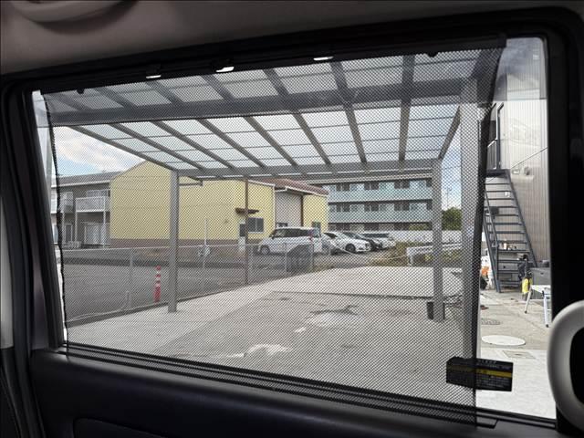 セレナ ハイウェイスター　Ｖセレクション　両電スラ　フルセグナビ　フリップダウンモニター　インテリキー　Ｐスタート　クルコン　ＢＴ　ＤＶＤ再生　ＥＴＣ　横滑り防止　ロールサンシェード　シートバックテーブル　Ｐガラス　ＵＶカット　ＩＳＯＦＩＸ（18枚目）