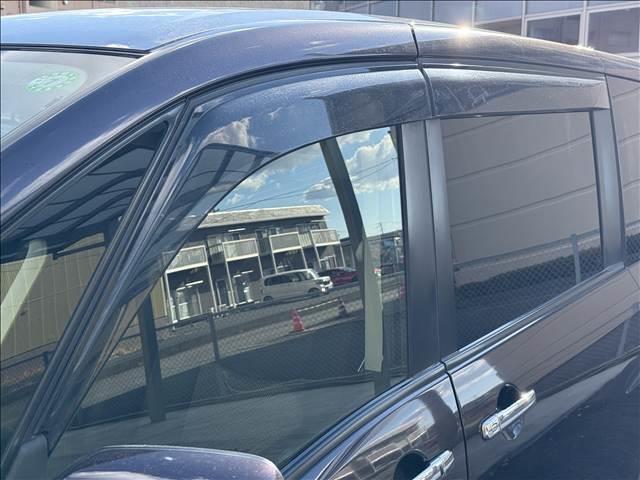 セレナ ハイウェイスター　Ｖセレクション　両電スラ　フルセグナビ　フリップダウンモニター　インテリキー　Ｐスタート　クルコン　ＢＴ　ＤＶＤ再生　ＥＴＣ　横滑り防止　ロールサンシェード　シートバックテーブル　Ｐガラス　ＵＶカット　ＩＳＯＦＩＸ（39枚目）