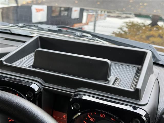 ジムニー ＸＬ　フルセグナビ　パートタイム４ＷＤ　スマートキー　Ｐスタ　シートヒーター　ＢＴ　ＤＶＤ再生　カーテン／サイドＳＲＳ　フォグ　ＥＴＣ　レベライザー　横滑り防止　ヒーテッドミラー　ヒルディセントコントロール（14枚目）