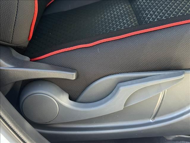 ライズ Ｚ　９インチフルセグＤＡ　ＳＡ　全方位モニター　スマートキー　Ｐスタート　ＢＴ　ＨＤＭＩ　シートヒーター　クルコン　ステリモ　Ｃセンサー　ＬＥＤヘッドライト　フォグ　Ａライト　リアフォグ　ＥＴＣ（17枚目）