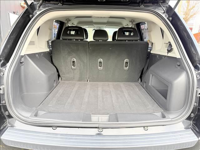 ジープ・コンパス スポーツ　４ＷＤ　フルセグナビ　Ｂカメ　ＢＴ　クルコン　ＥＳＣ　キーレス　ＥＴＣ　サイドカメラ　シートリフター　ＳＲＳエアバッグ　ステリモ　マット　バイザー　ヘッドライトレベライザー　ＤＶＤ再生　電格ミラー（11枚目）