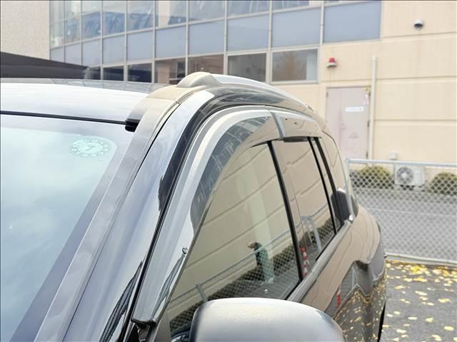 ジープ・コンパス スポーツ　４ＷＤ　フルセグナビ　Ｂカメ　ＢＴ　クルコン　ＥＳＣ　キーレス　ＥＴＣ　サイドカメラ　シートリフター　ＳＲＳエアバッグ　ステリモ　マット　バイザー　ヘッドライトレベライザー　ＤＶＤ再生　電格ミラー（35枚目）