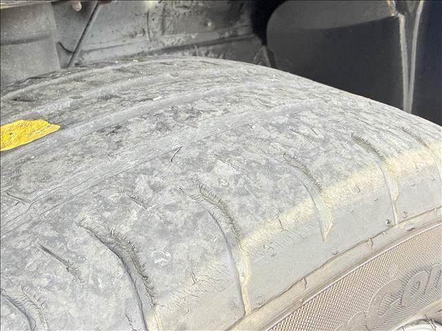 ジープ・コンパス スポーツ　４ＷＤ　フルセグナビ　Ｂカメ　ＢＴ　クルコン　ＥＳＣ　キーレス　ＥＴＣ　サイドカメラ　シートリフター　ＳＲＳエアバッグ　ステリモ　マット　バイザー　ヘッドライトレベライザー　ＤＶＤ再生　電格ミラー（41枚目）