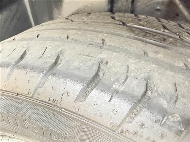 ジープ・コンパス スポーツ　４ＷＤ　フルセグナビ　Ｂカメ　ＢＴ　クルコン　ＥＳＣ　キーレス　ＥＴＣ　サイドカメラ　シートリフター　ＳＲＳエアバッグ　ステリモ　マット　バイザー　ヘッドライトレベライザー　ＤＶＤ再生　電格ミラー（45枚目）