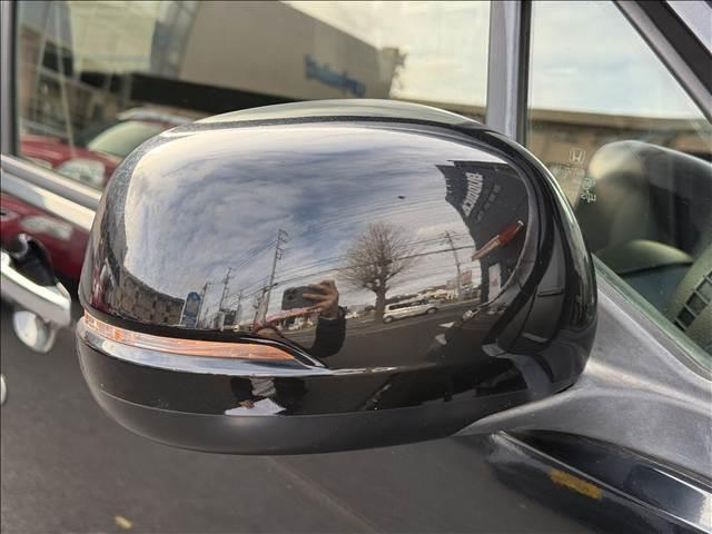 Ｎ－ＷＧＮカスタム Ｇ・ターボパッケージＳＳクールパッケージ　フルセグナビ　Ｂモニター　スマートキー　Ｐスタート　キセノン　フォグ　Ａライト　クルコン　ステリモ　ハーフレザー　ベンチシート　ＢＴ　ＤＶＤ再生　ＡＳリトラミラー　横滑り防止　マット　バイザー（31枚目）