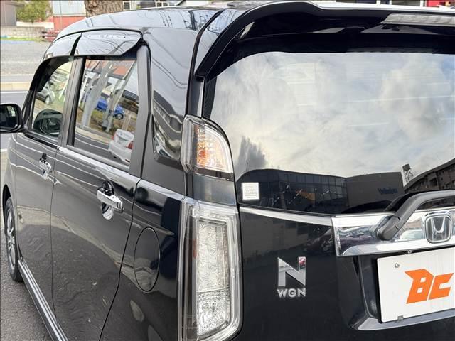 Ｎ－ＷＧＮカスタム Ｇ・ターボパッケージＳＳクールパッケージ　フルセグナビ　Ｂモニター　スマートキー　Ｐスタート　キセノン　フォグ　Ａライト　クルコン　ステリモ　ハーフレザー　ベンチシート　ＢＴ　ＤＶＤ再生　ＡＳリトラミラー　横滑り防止　マット　バイザー（36枚目）