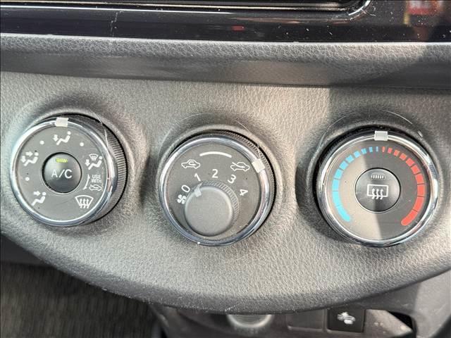 �e��I�[�g���[���̎�舵�����s���Ă���܂��B�i�Z�f�B�i�E�W���b�N�X�E�I���R�������j�R���͊ȒP�A�Ƌ�����������Ώ����ؖ��ȂǕs�v�ő��R�������Ē����܂��B