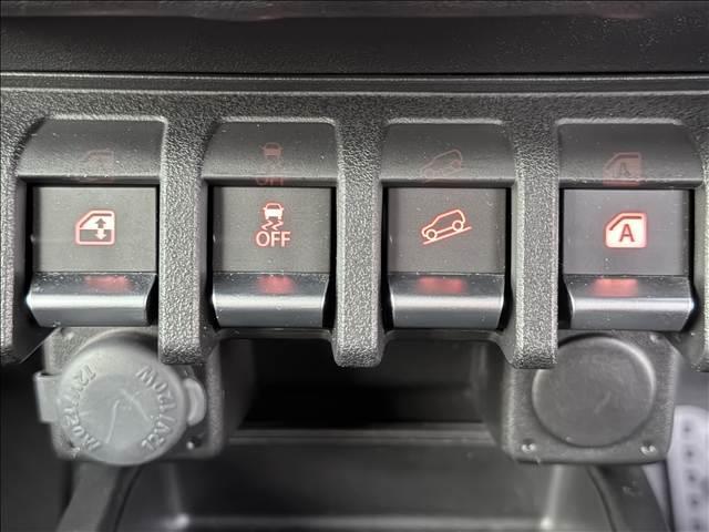 ジムニー ＸＣ　フルセグナビ　ＤＳＢＳ　Ｂモニター　スマートキー　Ｐスタート　ＥＴＣ　ドラレコ　クルコン　ステリモ　ＢＴ　ＤＶＤ再生　ＬＥＤヘッドライト　フォグ　Ａライト　Ａハイビーム　サイド／カーテンＳＲＳ　マット（29枚目）