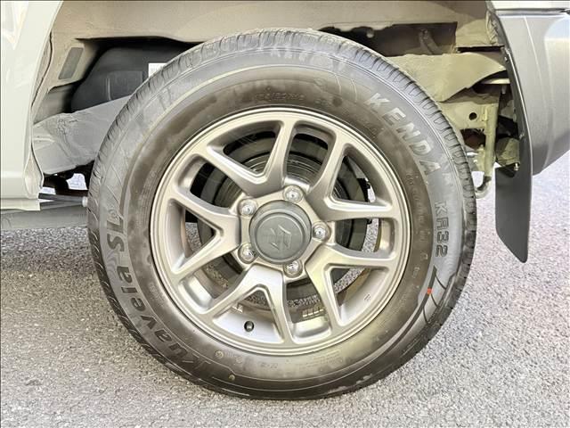 ジムニー ＸＣ　フルセグナビ　ＤＳＢＳ　Ｂモニター　スマートキー　Ｐスタート　ＥＴＣ　ドラレコ　クルコン　ステリモ　ＢＴ　ＤＶＤ再生　ＬＥＤヘッドライト　フォグ　Ａライト　Ａハイビーム　サイド／カーテンＳＲＳ　マット（44枚目）